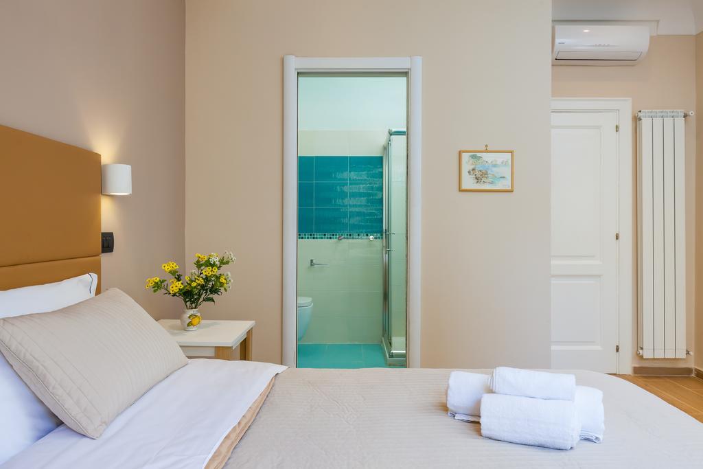 B&B Giacomino ซอร์เรนโต ภายนอก รูปภาพ