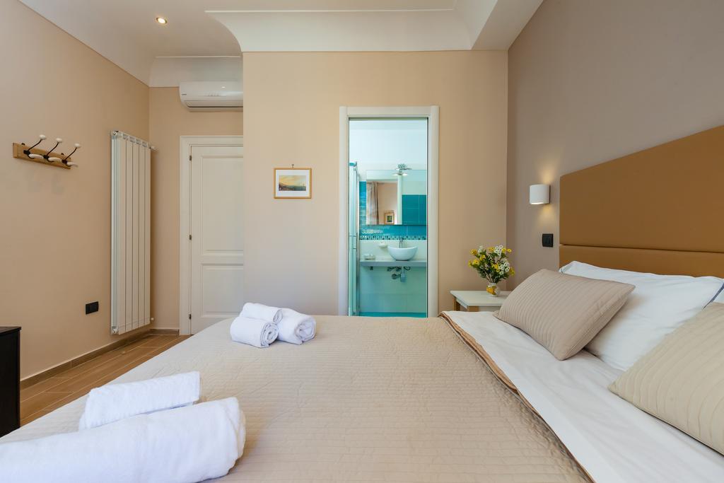 B&B Giacomino ซอร์เรนโต ภายนอก รูปภาพ