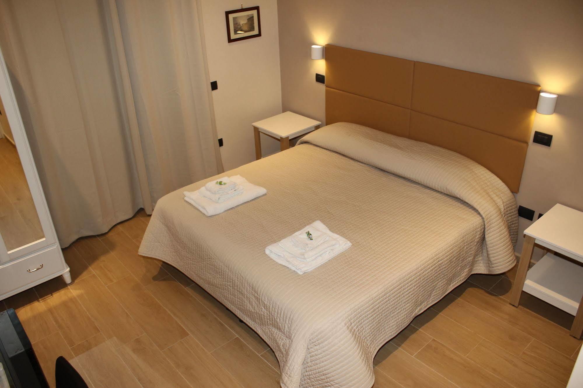 B&B Giacomino ซอร์เรนโต ภายนอก รูปภาพ