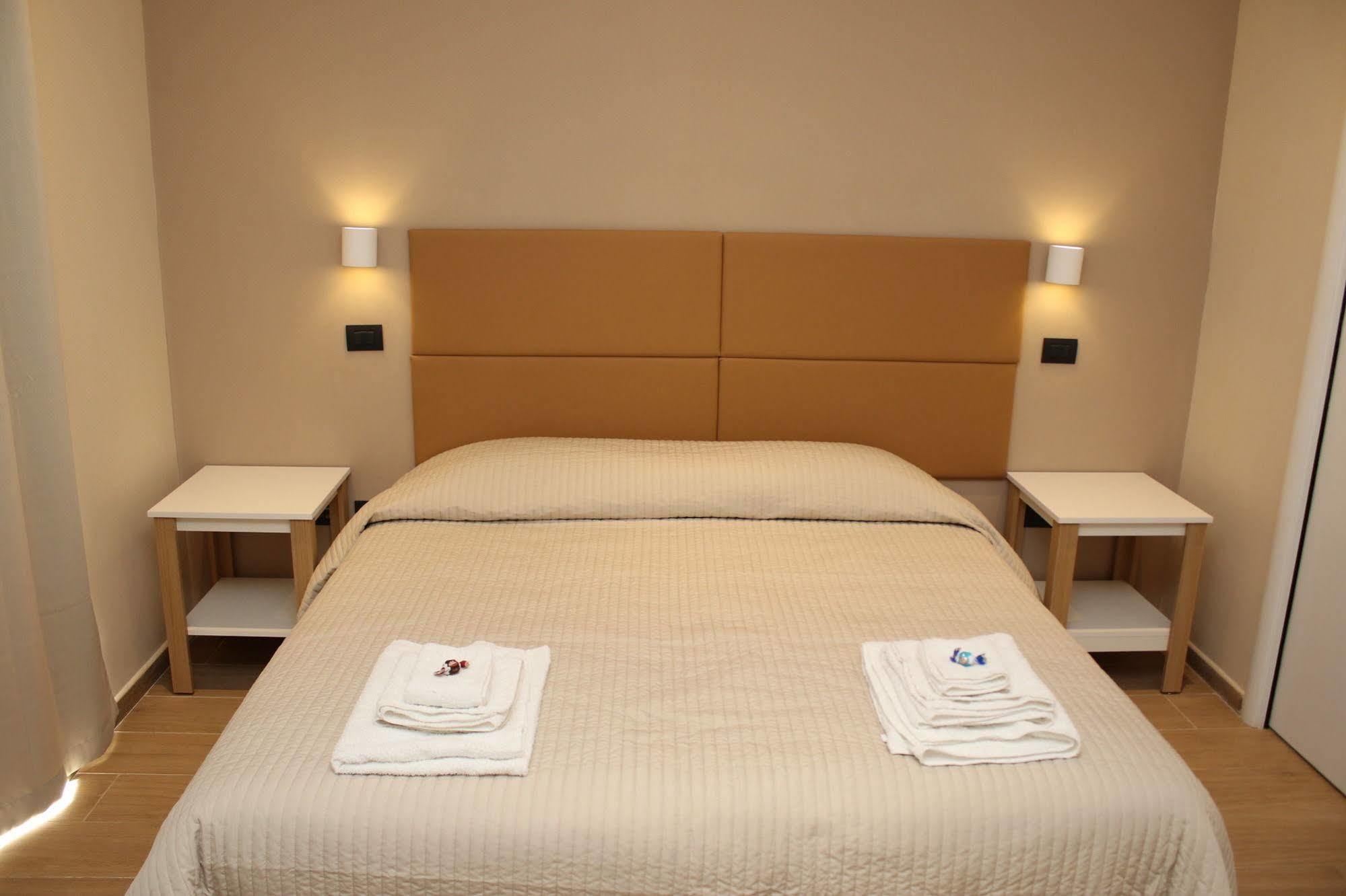 B&B Giacomino ซอร์เรนโต ภายนอก รูปภาพ